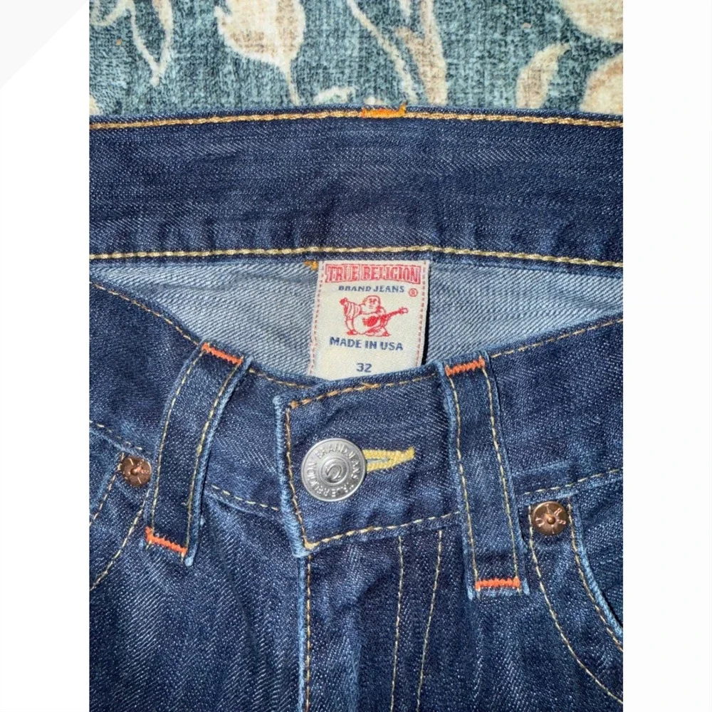 True Religion Brand Jeans Men's 32 Dark Wash Straight Leg Made in USA